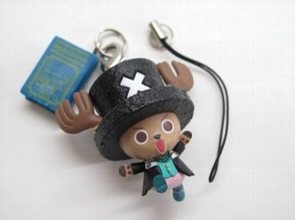 ■→ワンピース チョッパー 本付ダブルフィギュアストラップ ヒルルク 未使用品。チョッパー：約３．５ｃｍ。■ストラップ部品はつけた状態でないまま配送いたします。お客様の趣味で取り付けてお使いください。