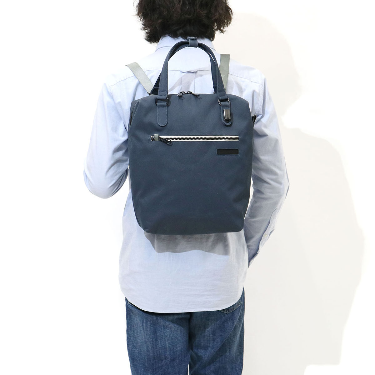 pacsafe tote backpack